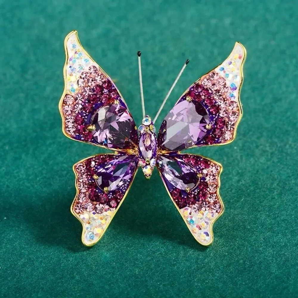 VQ Butterfly Brooch - Picture 4 of 7